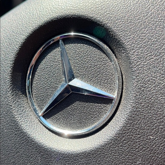 Meet your Posher, Andrew - Picture 1 of 1